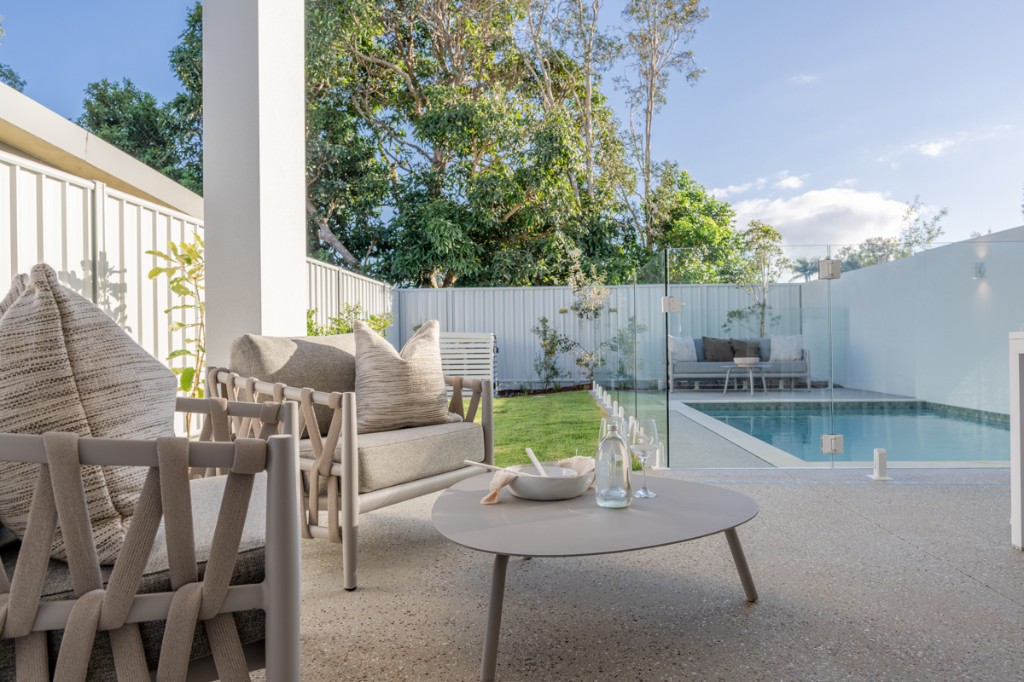 Poolside lounge at Pandanus Avenue, Coolum Beach