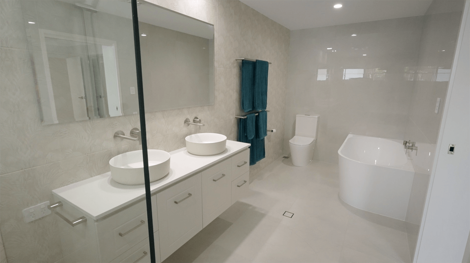 kitchen renovations sunshine coast by signature construction australia